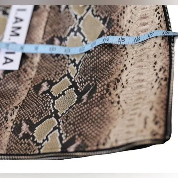 🅽🅴🆆 𝗜.𝗔𝗠.𝗚𝗜𝗔 jagger mini skirt faux brown snakeskin, XS