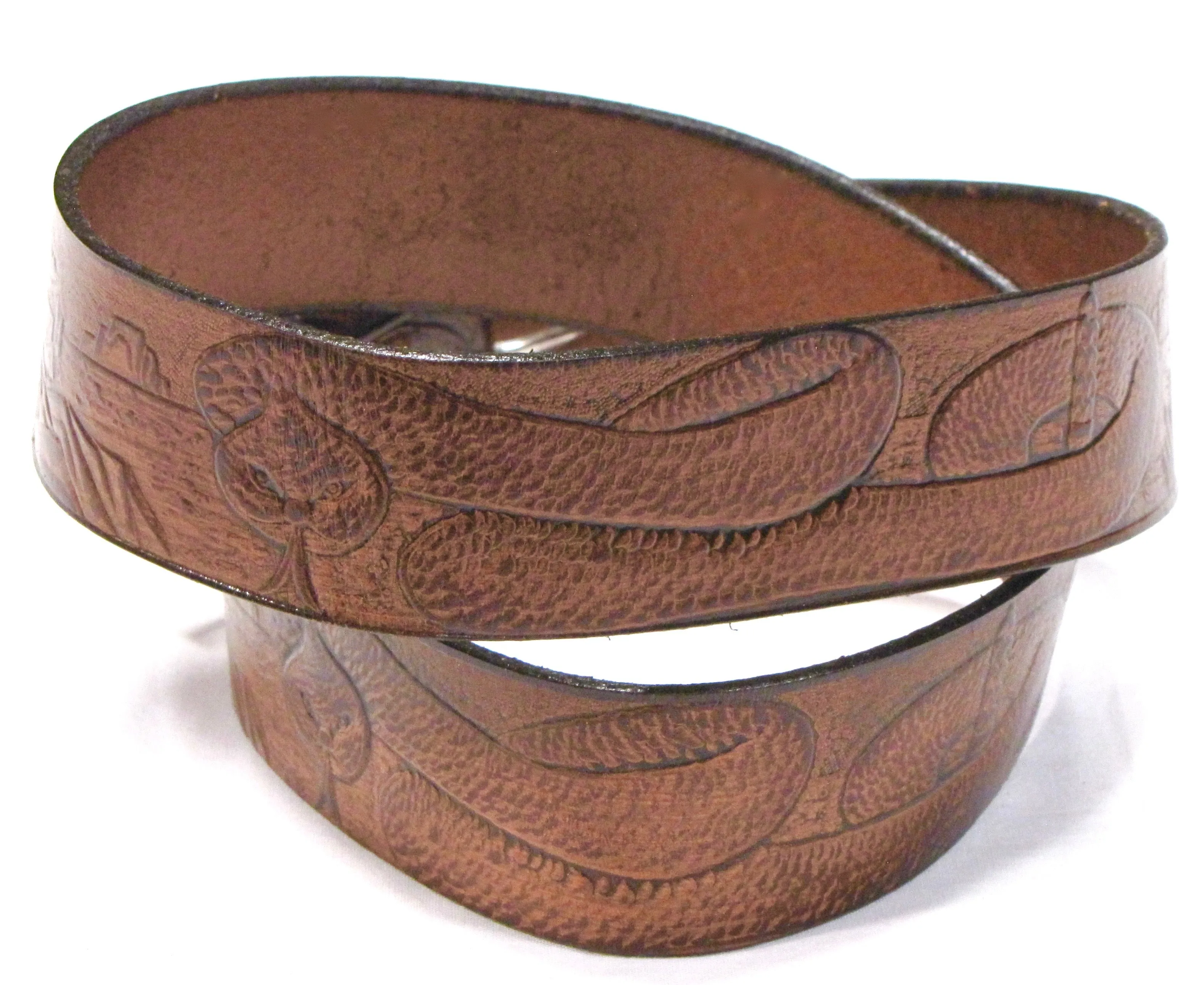 A110  1 1/2" Antique Finish Belt- Desert Life
