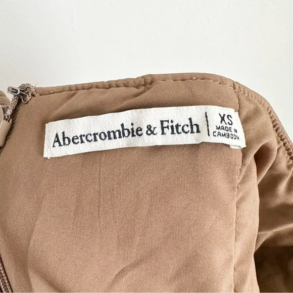 Abercrombie &amp; Fitch Tan Faux Leather Mini Skirt sz XS