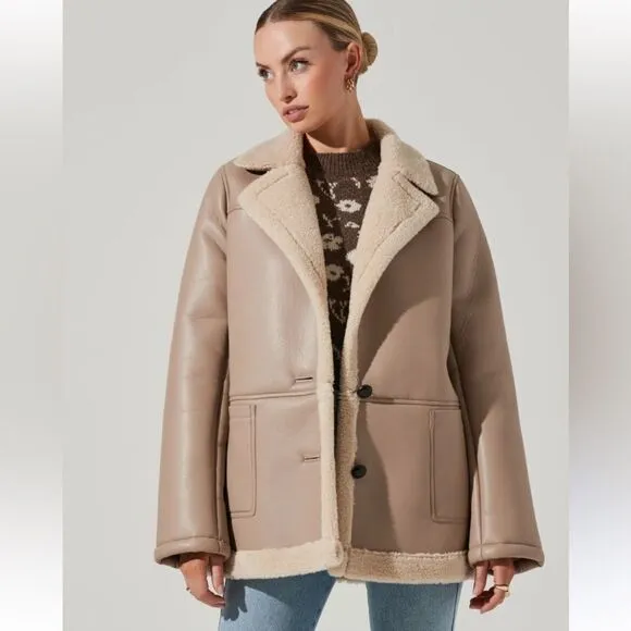 ASTR The Label Francine Faux Leather Sherpa Lined Coat Jacket Size Large NWOT