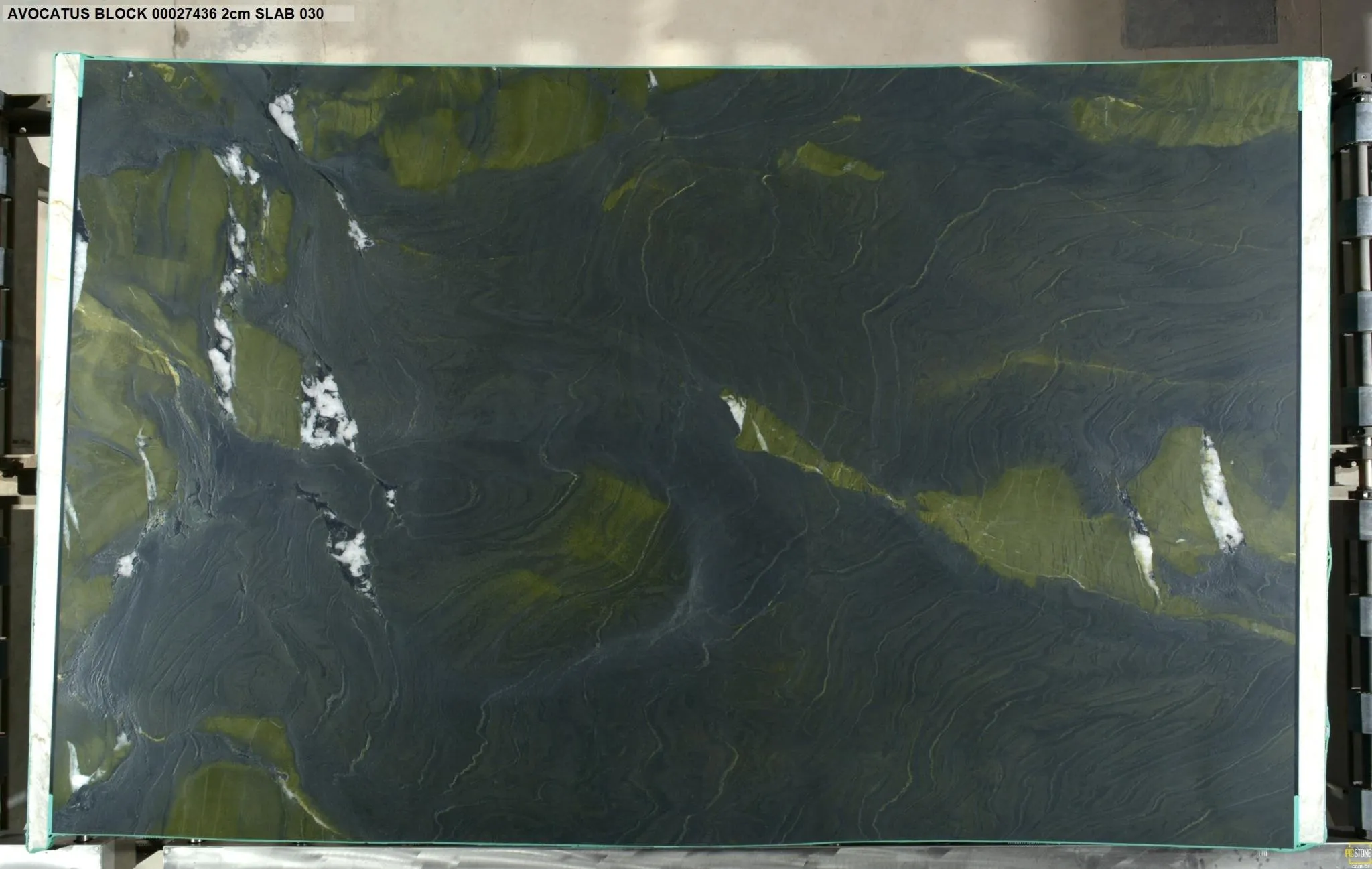 AVOCATUS Quartzite Polished Slab
