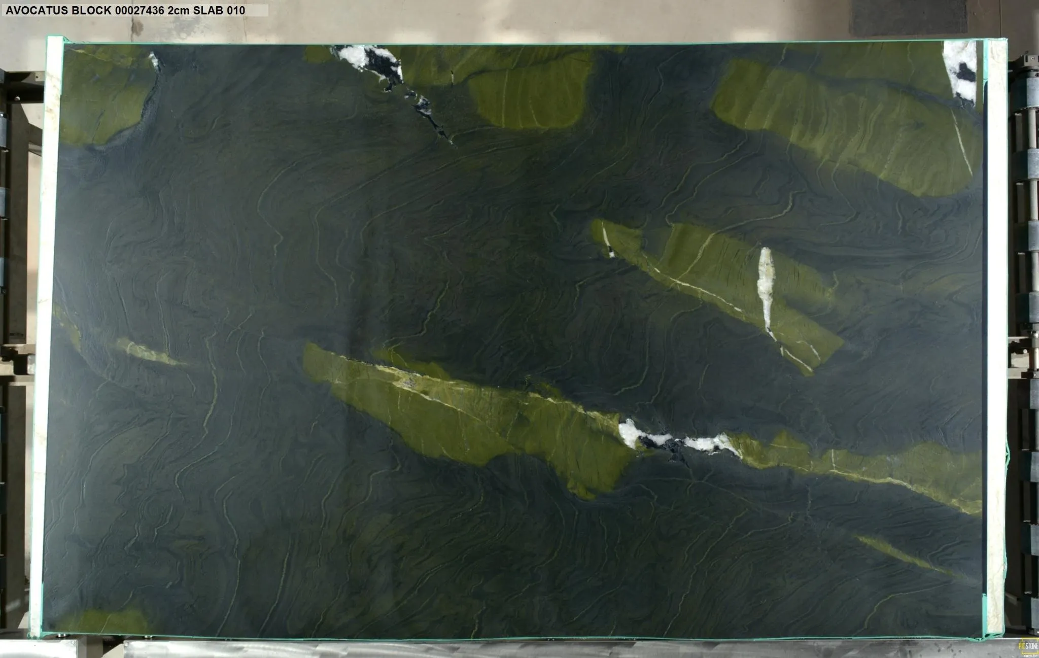 AVOCATUS Quartzite Polished Slab