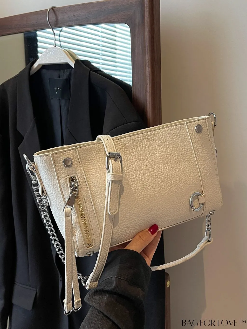 BagForLove - Chic Solid Color Lychee Embossed PU Womens Shoulder Bag: Fashionable and Elegant