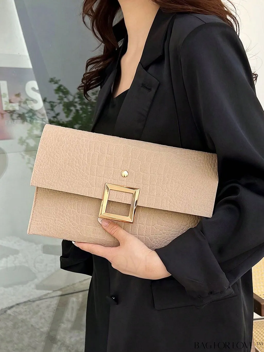 BagForLove - Crocodile-Embossed Medium Envelope Flap Bag - Elegant, Timeless Design