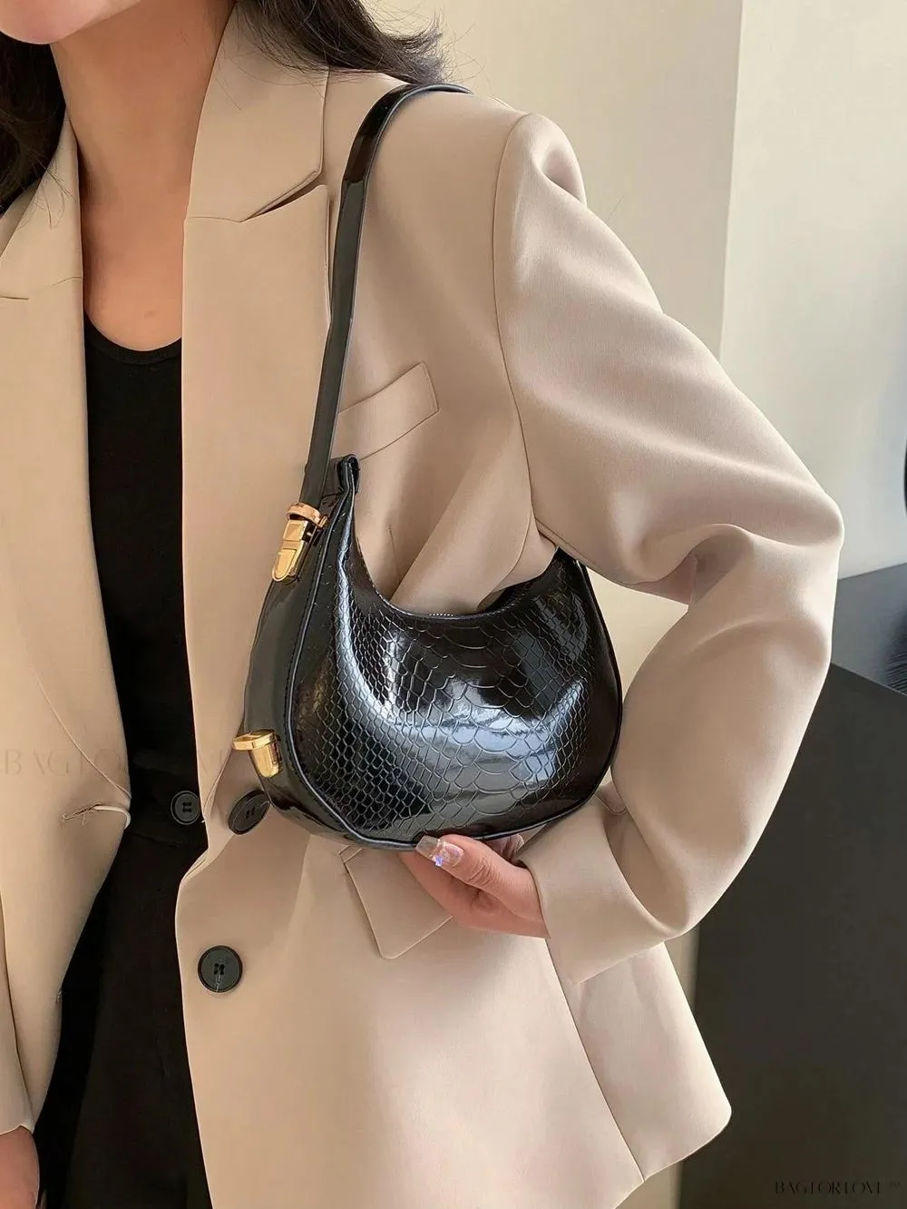 BagForLove - Elegant Crocodile Embossed Shoulder Tote