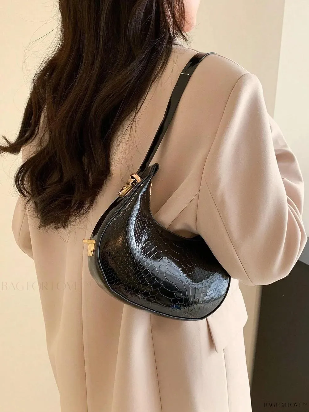 BagForLove - Elegant Crocodile Embossed Shoulder Tote