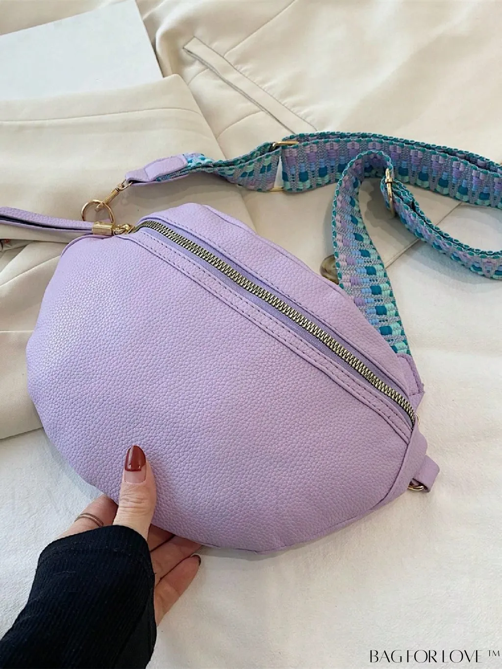 BagForLove - Elegant Litchi Embossed PU Fanny Pack with Zipper