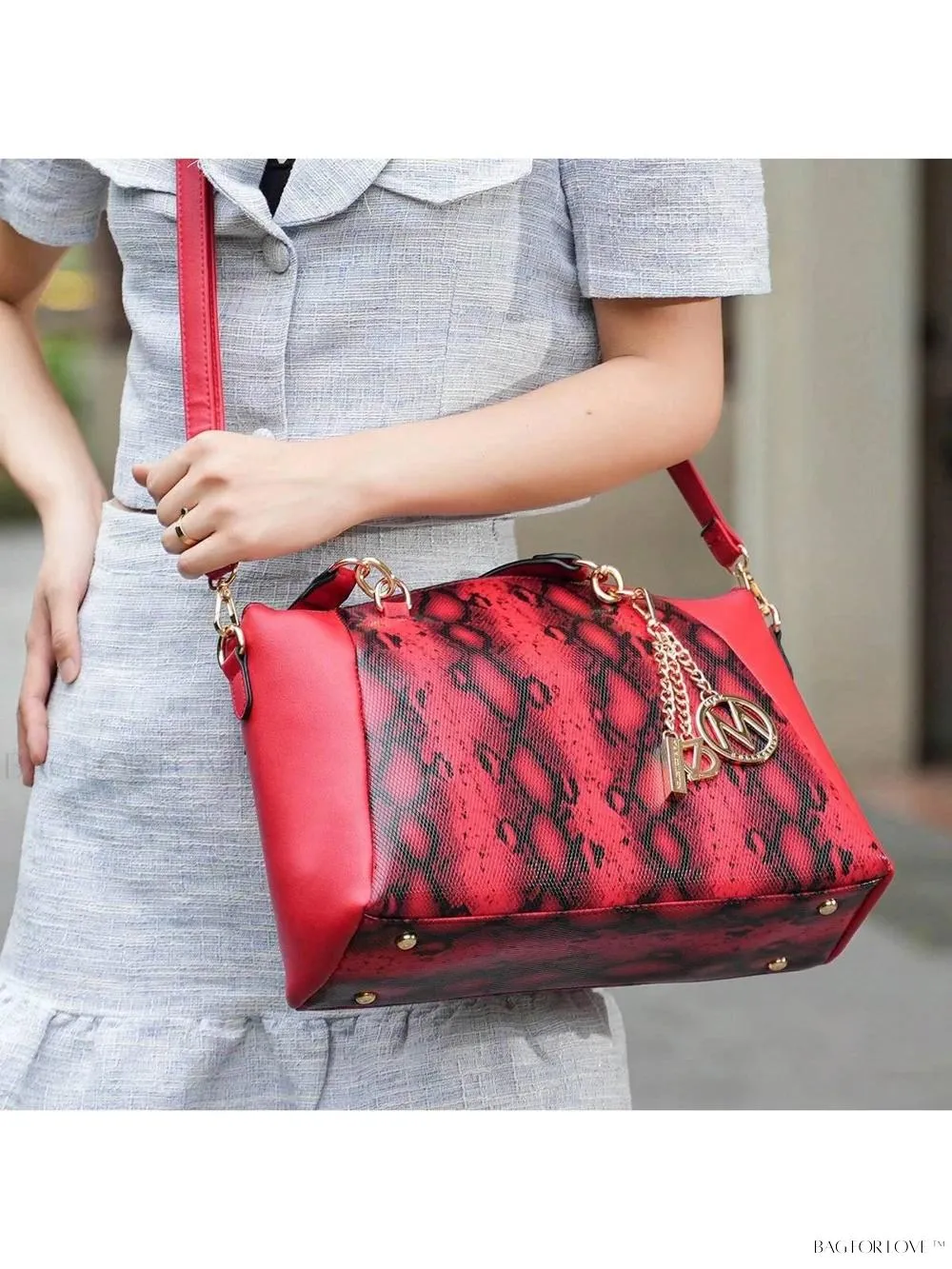 BagForLove - Elegant Snake Embossed Large Capacity Handbag Purse