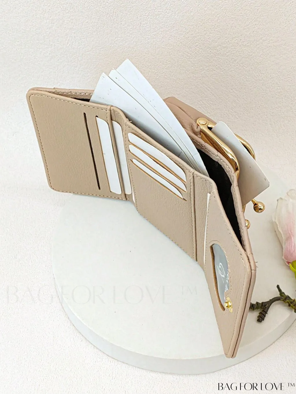 BagForLove - Embossed Litchi Small Wallet with Fashionable Stitch Detail and Kiss Lock Closure