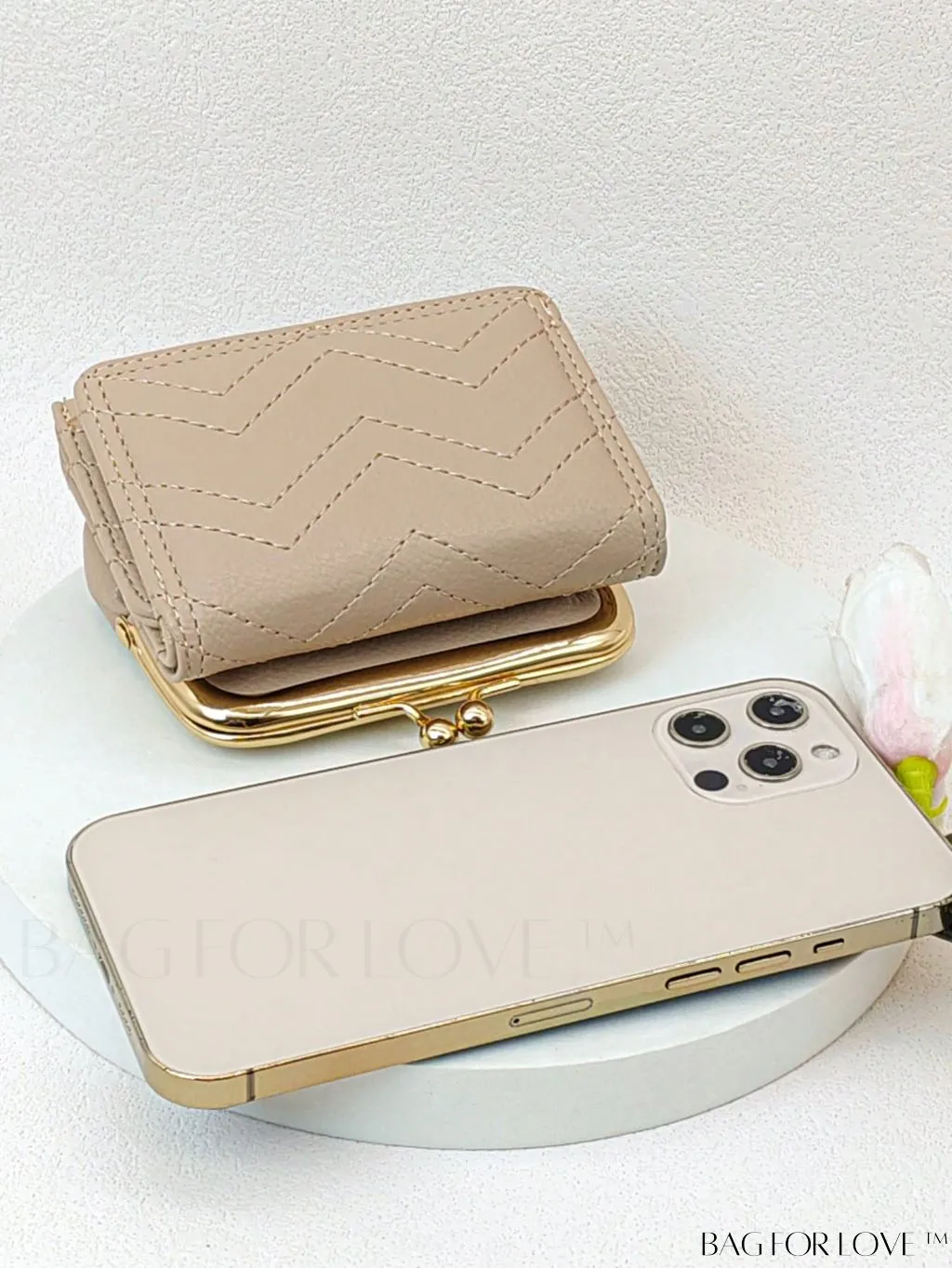 BagForLove - Embossed Litchi Small Wallet with Fashionable Stitch Detail and Kiss Lock Closure