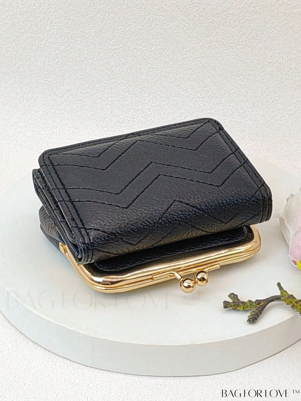 BagForLove - Embossed Litchi Small Wallet with Fashionable Stitch Detail and Kiss Lock Closure