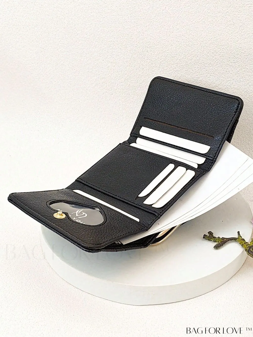 BagForLove - Embossed Litchi Small Wallet with Fashionable Stitch Detail and Kiss Lock Closure