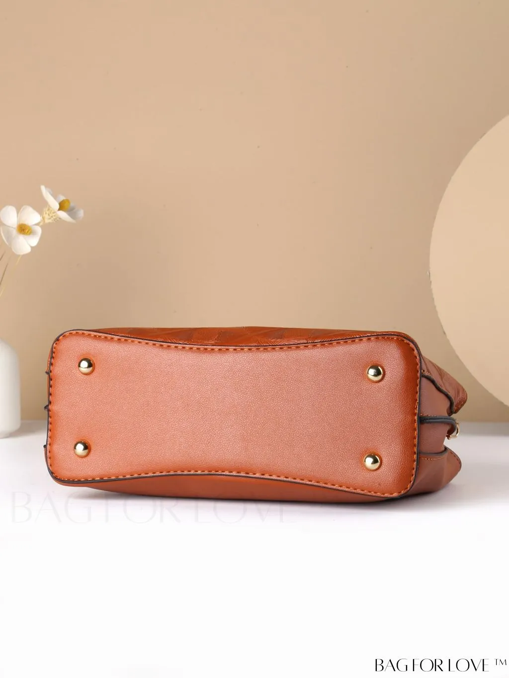 BagForLove - Embossed Metal Ring Handbag: Fashionable, Minimalistic Design for Commuting