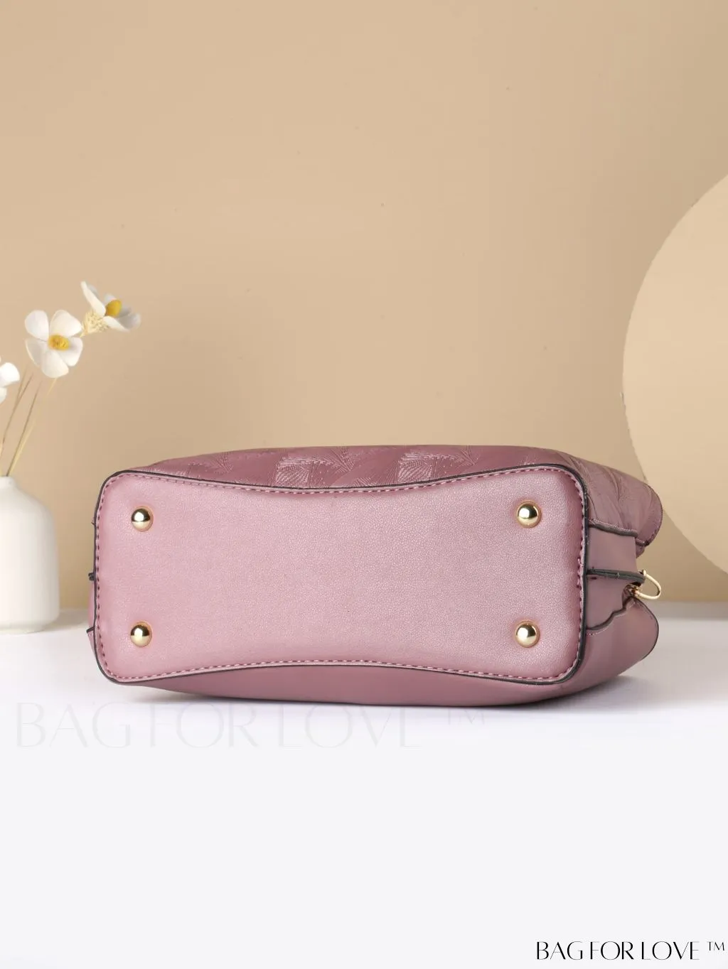 BagForLove - Embossed Metal Ring Handbag: Fashionable, Minimalistic Design for Commuting