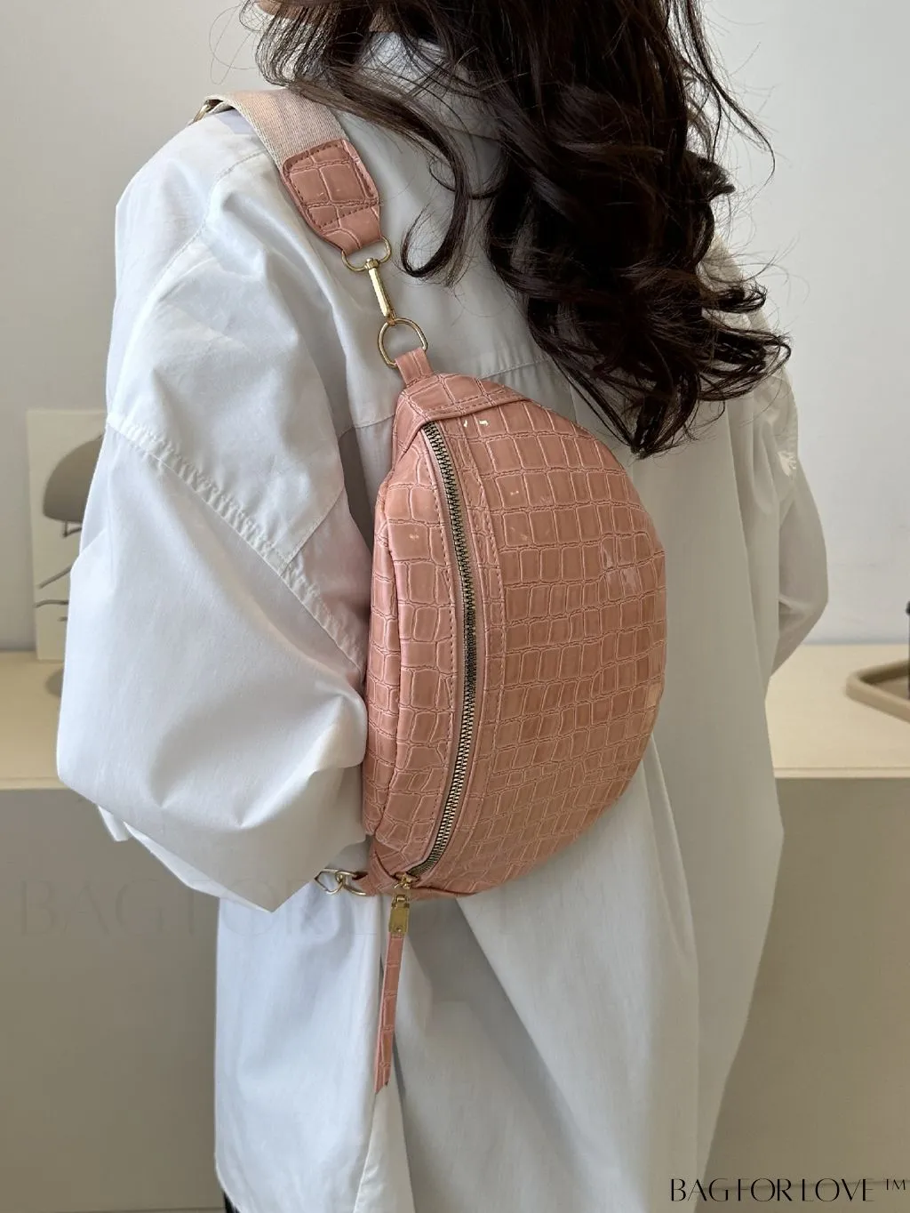 BagForLove - Litchi Embossed PU Fanny Pack - Stylish and Functional