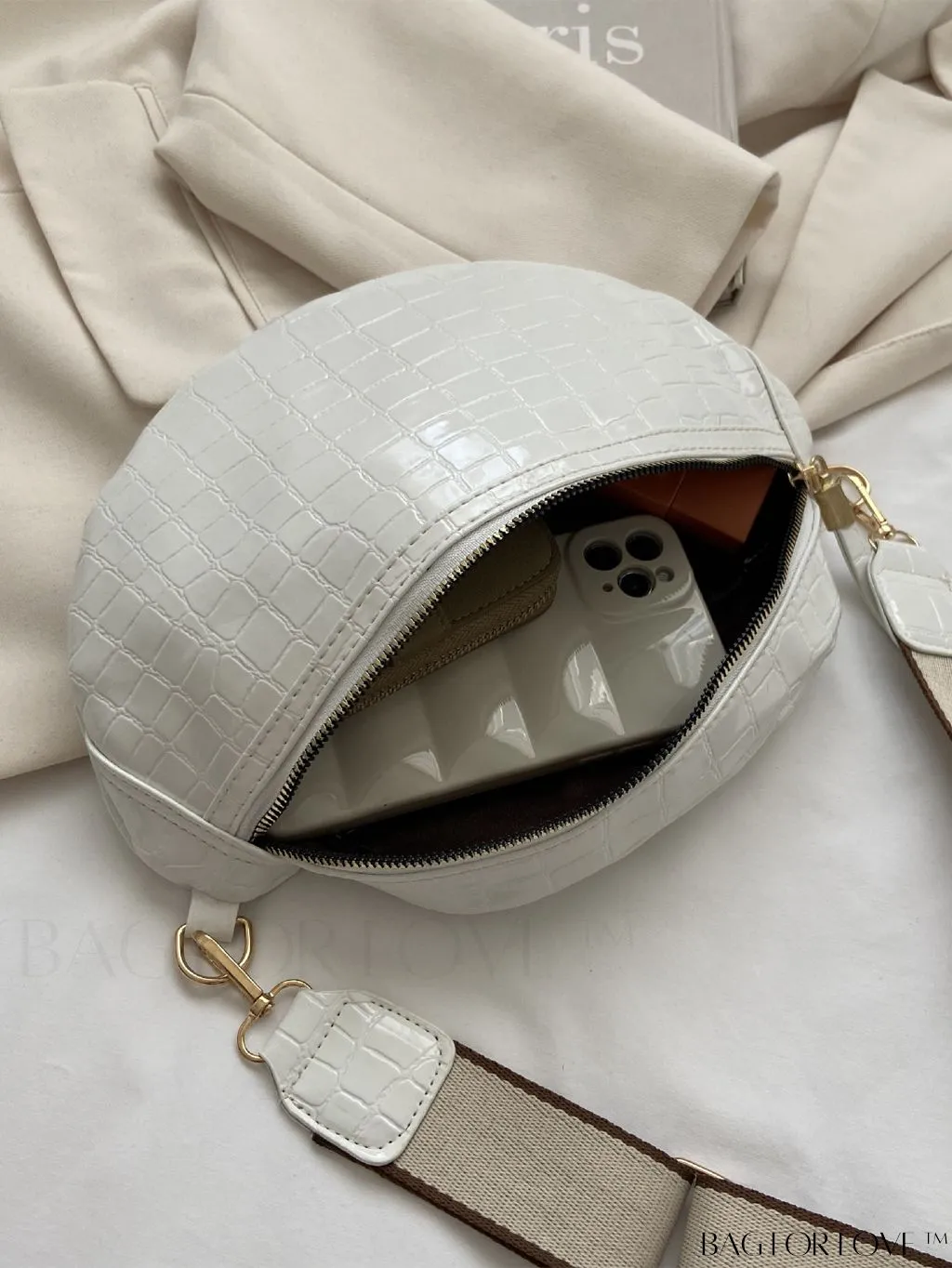 BagForLove - Litchi Embossed PU Fanny Pack - Stylish and Functional