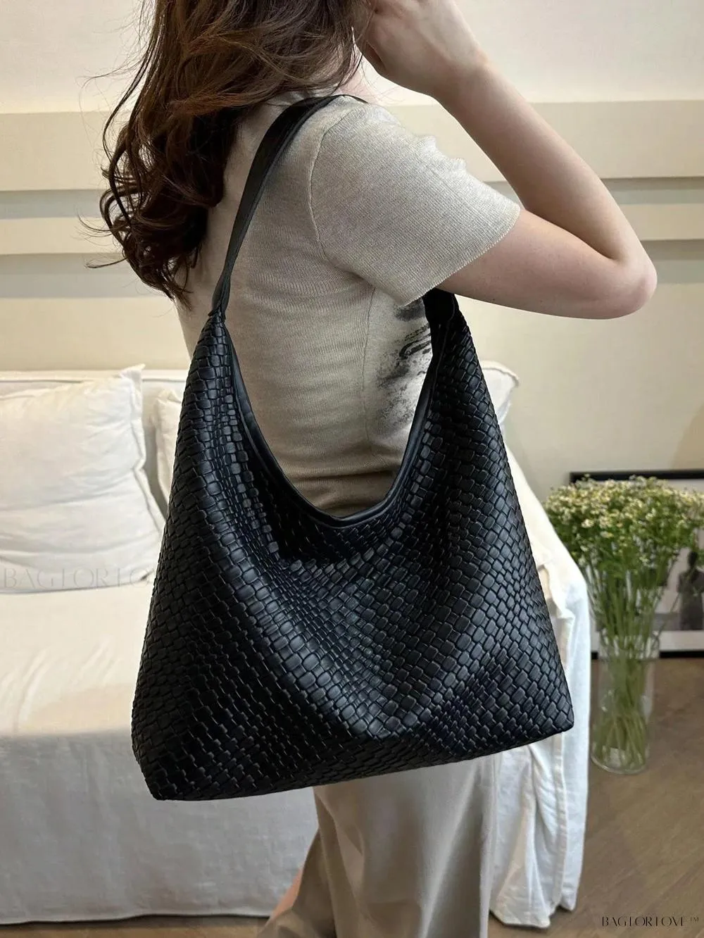 BagForLove - Modern Minimalist Woven Embossed Handbag for Young Professionals