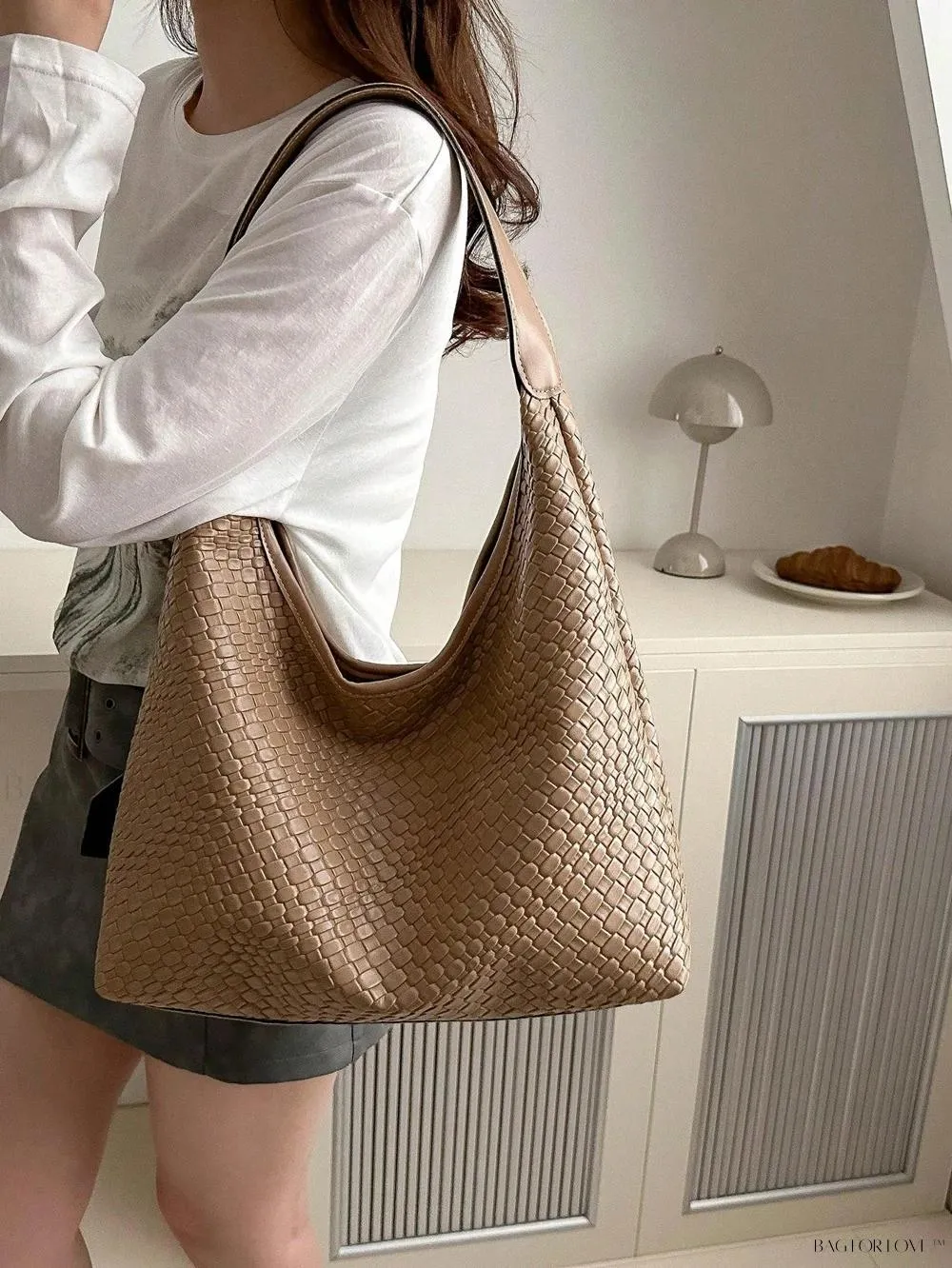 BagForLove - Modern Minimalist Woven Embossed Handbag for Young Professionals
