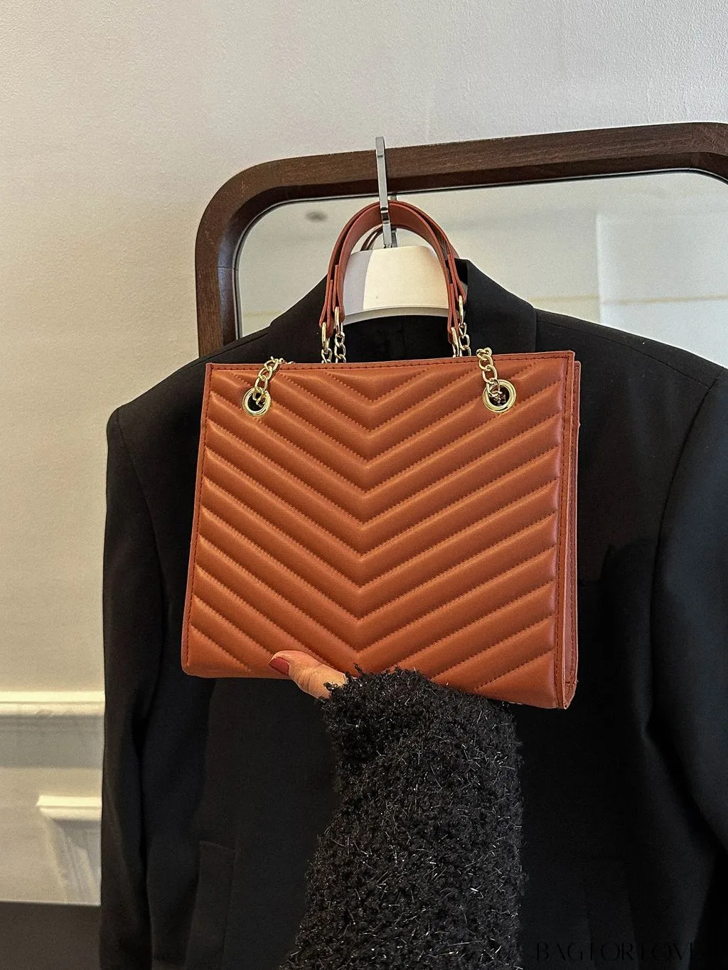 BagForLove - Womens Embossed Chain Strap Shoulder & Crossbody Bag