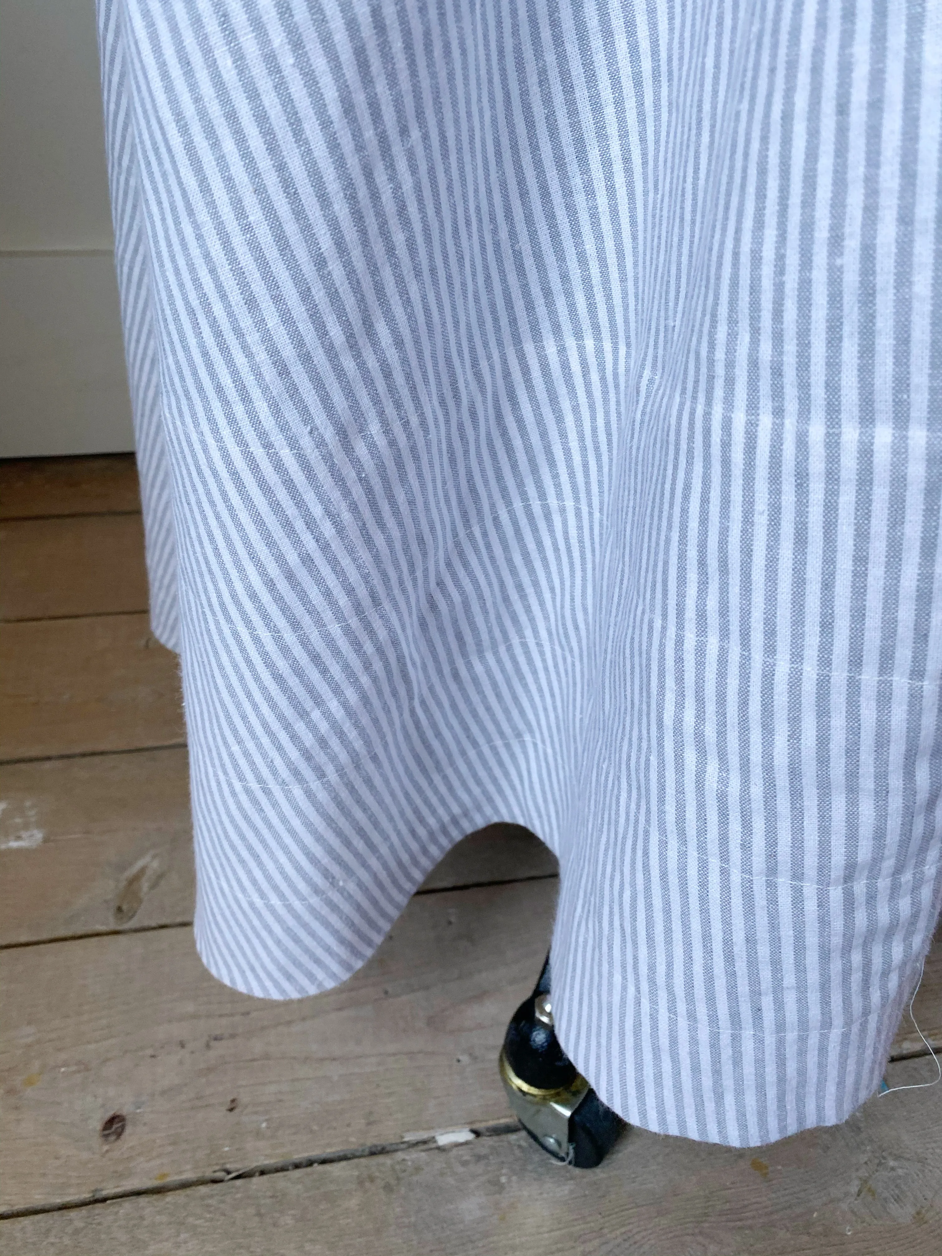 balloon sleeve ticking dress