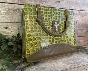Bible Cover: Green Textured (Large)