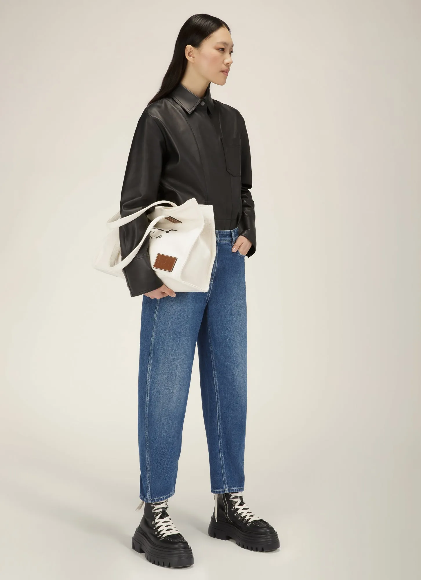 Crystaliaew - Tote Bag