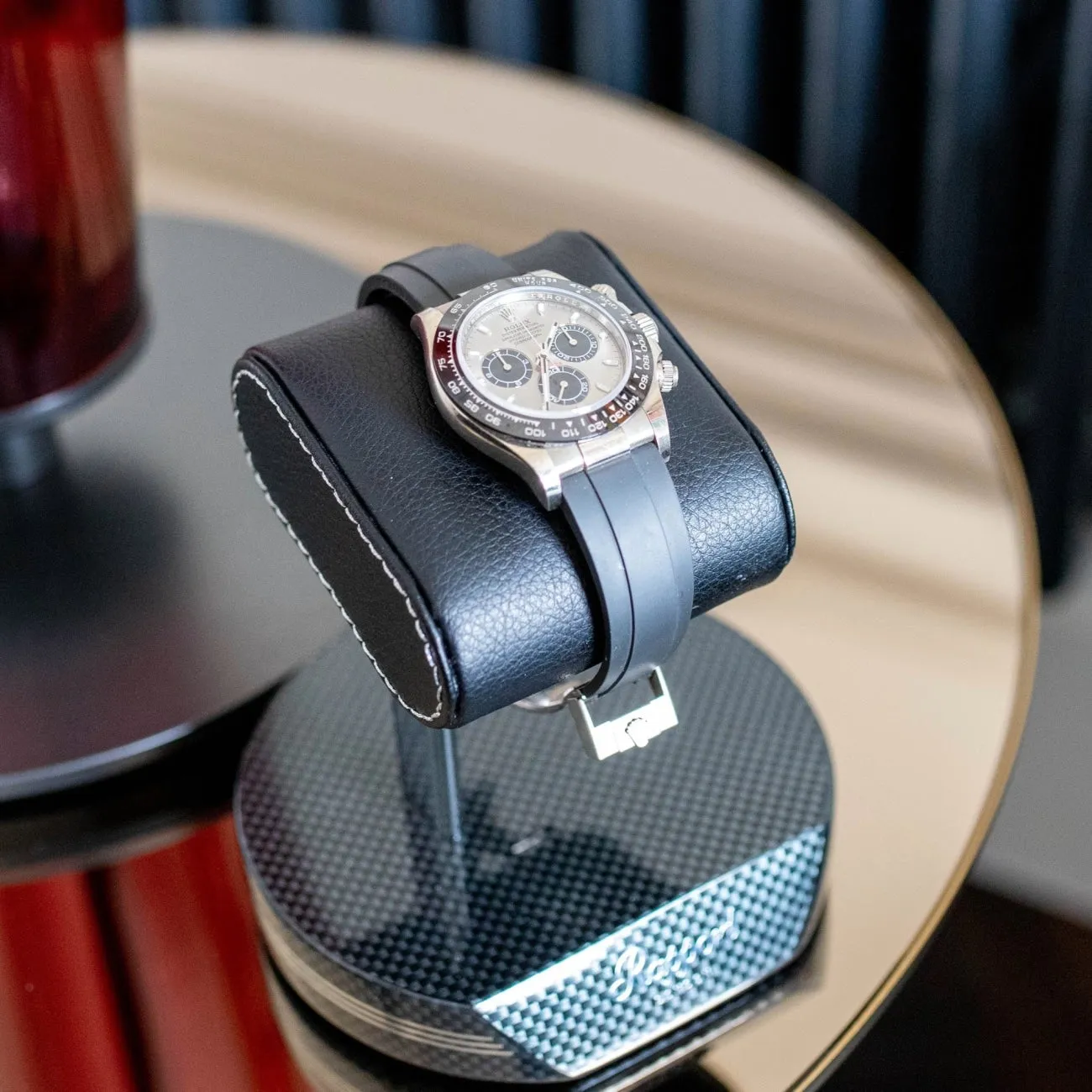 Formula Watch Stand
