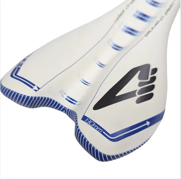 Forza 4ZA Cirrus Dynamic Comfort Flat Nose Saddle 130mm