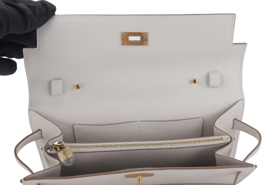 HERMES KELLY TO GO (STAMP B) GRIS PALE EPSOM LEATHER GOLD HARDWARE WITH STRAP, DUST COVER AND BOX