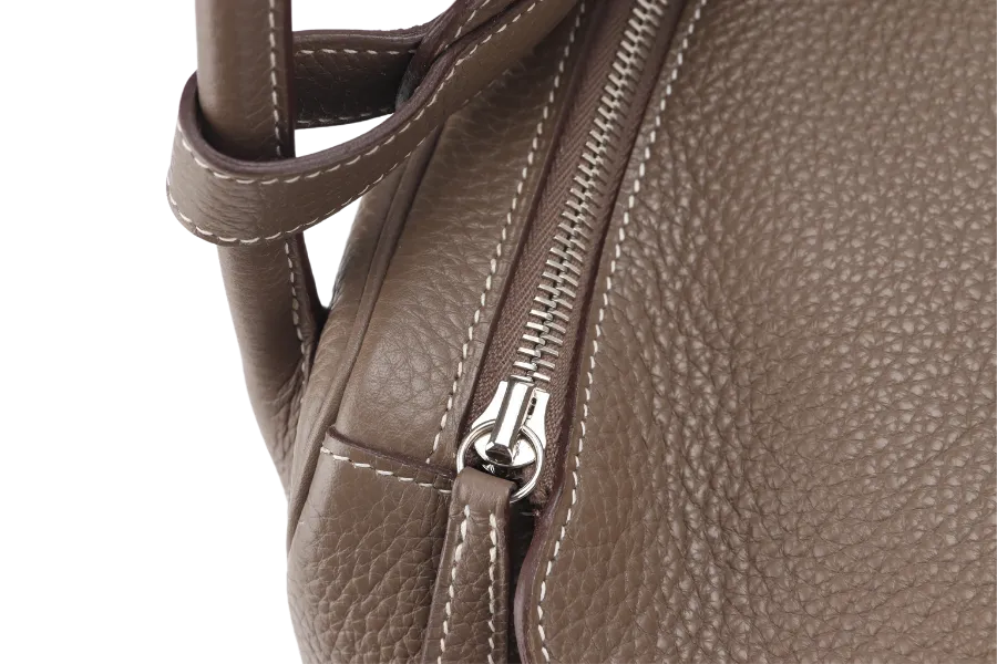 HERMES LINDY 34 ETOUPE COLOR CLEMENCE LEATHER SILVER HARDWARE STAMP P WITH DUST COVER
