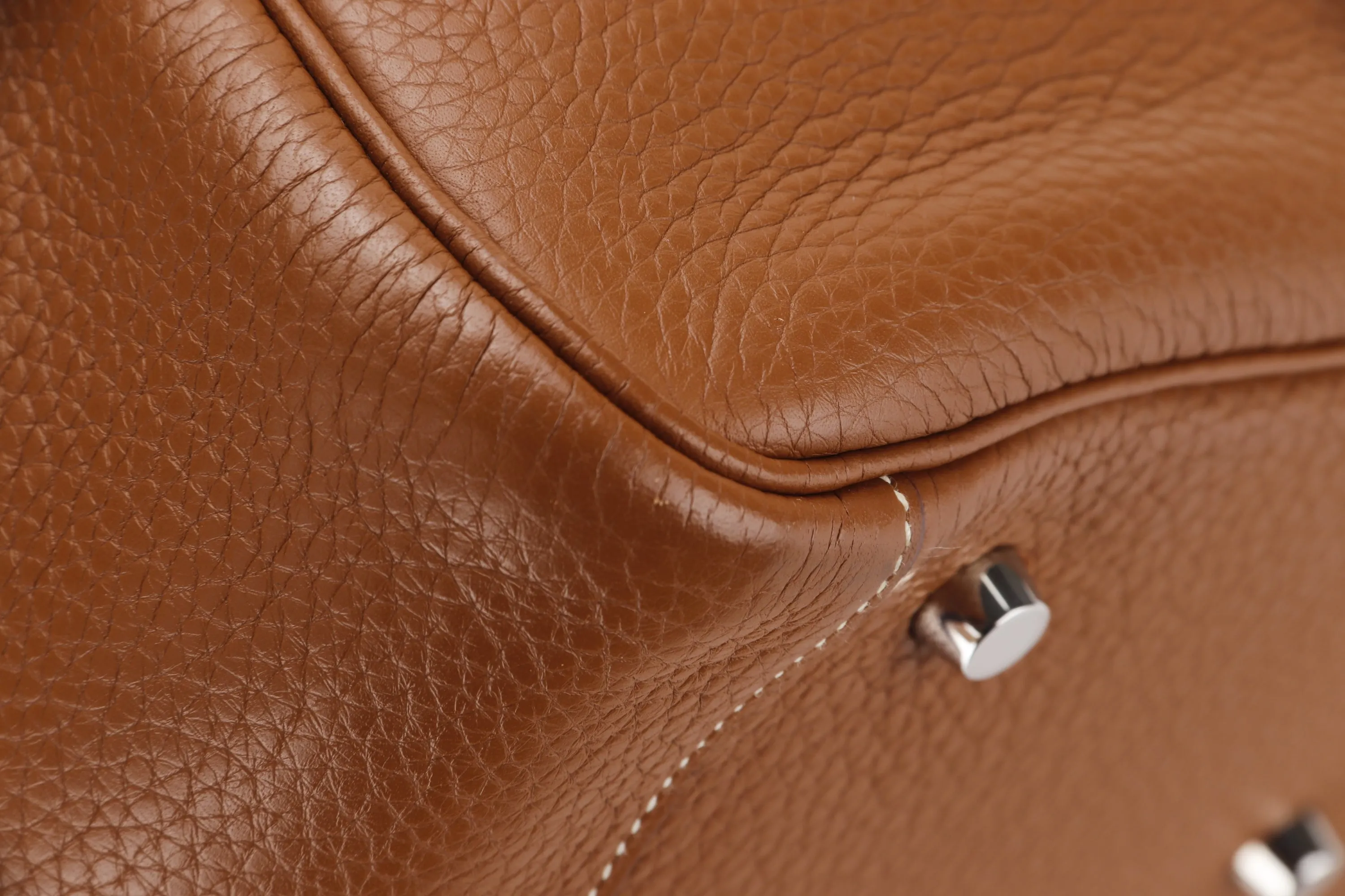 HERMES LINDY 34CM (STAMP Q) GOLD COLOR CLEMENCE LEATHER SILVER HARDWARE, WITH DUST COVER