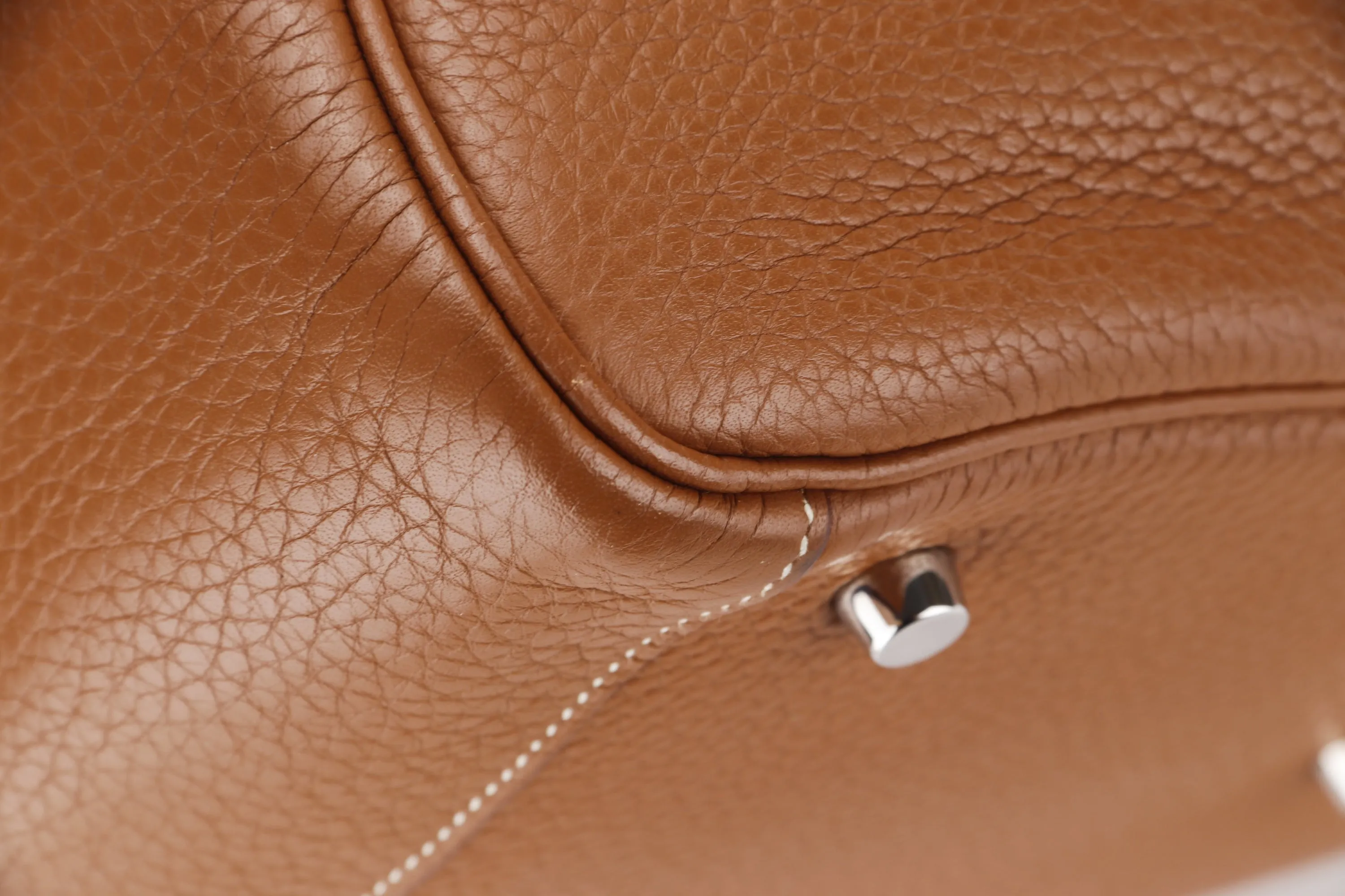 HERMES LINDY 34CM (STAMP Q) GOLD COLOR CLEMENCE LEATHER SILVER HARDWARE, WITH DUST COVER