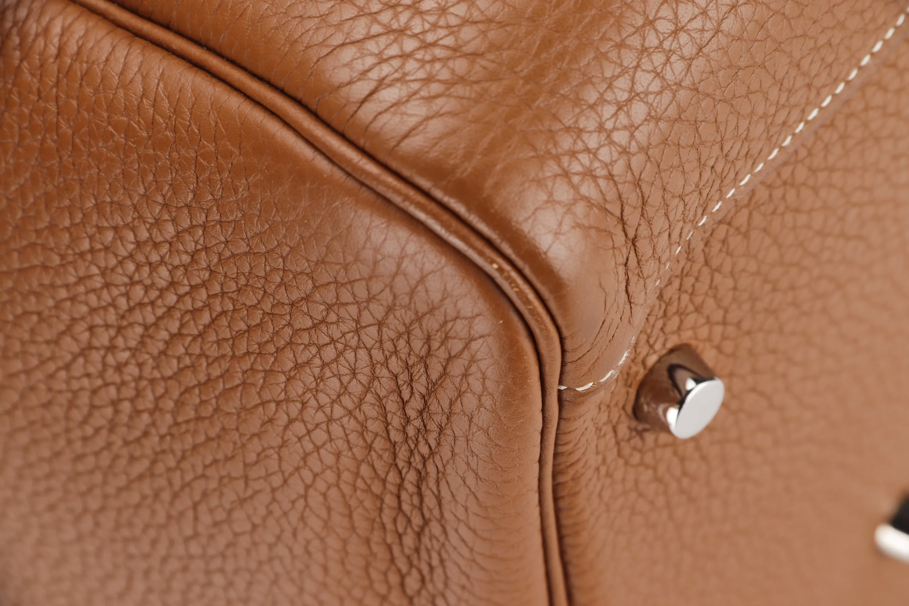 HERMES LINDY 34CM (STAMP Q) GOLD COLOR CLEMENCE LEATHER SILVER HARDWARE, WITH DUST COVER
