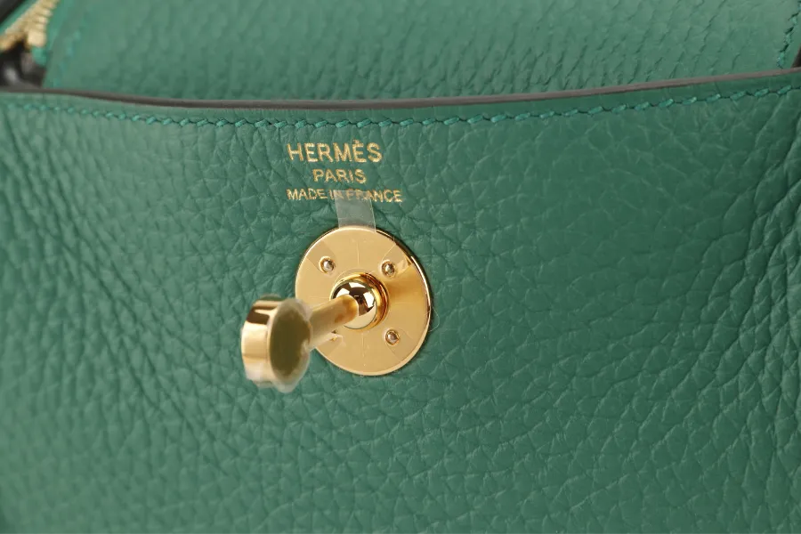 HERMES MINI LINDY STAMP W (YEAR 2024) VERT VERTIGO CLEMENCE GOLD HARDWARE  WITH DUST COVER AND BOX