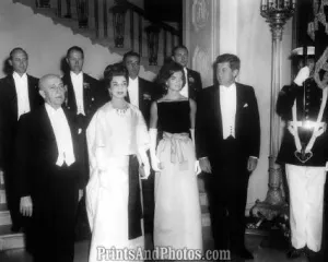 John F Kennedy & Jackie & Couple  2837
