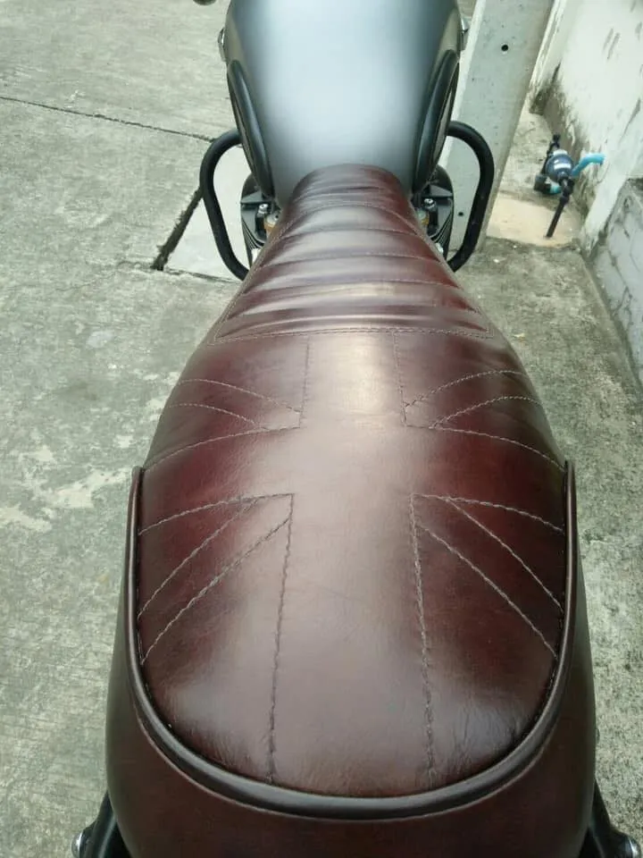 KB-TWSUS - Triumph Bonneville Water-Cooled Scrambler Union Jack Seat