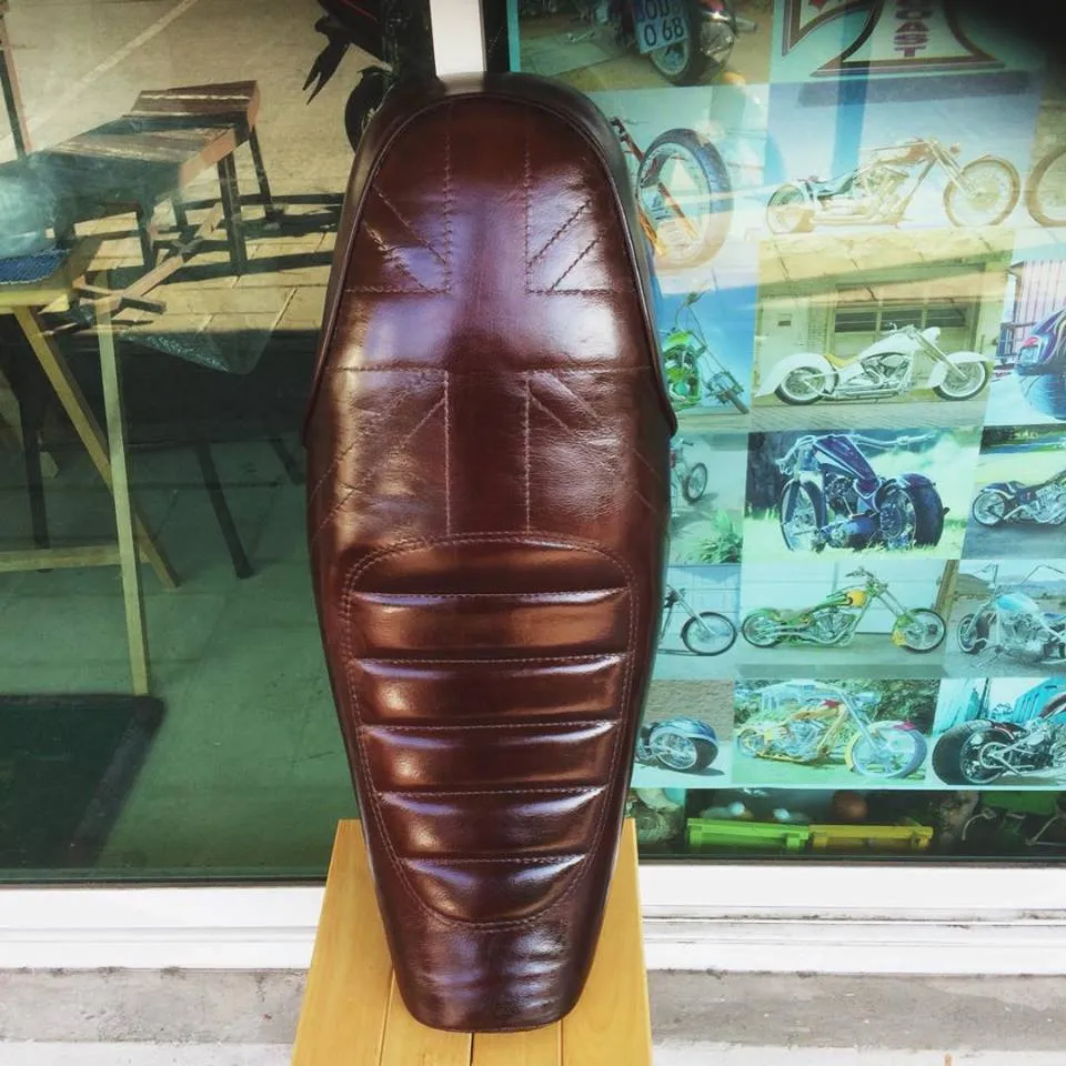 KB-TWSUS - Triumph Bonneville Water-Cooled Scrambler Union Jack Seat