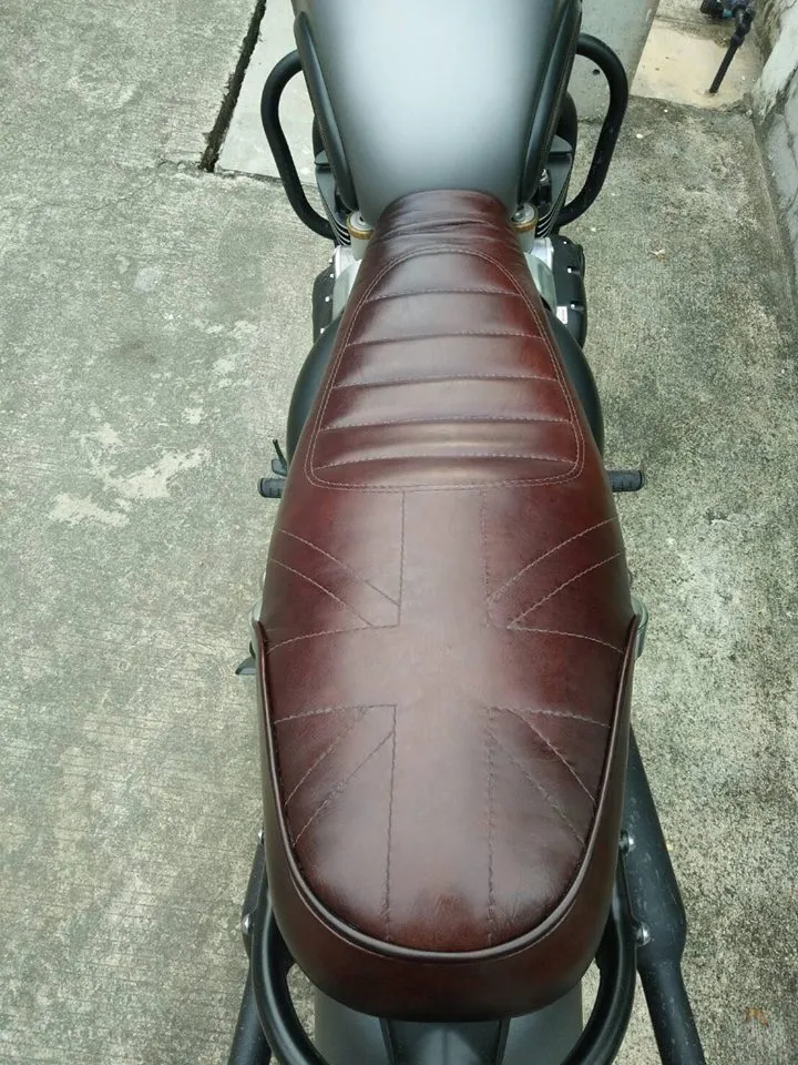 KB-TWSUS - Triumph Bonneville Water-Cooled Scrambler Union Jack Seat