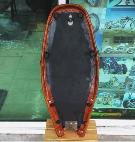 KB-TWSUS - Triumph Bonneville Water-Cooled Scrambler Union Jack Seat
