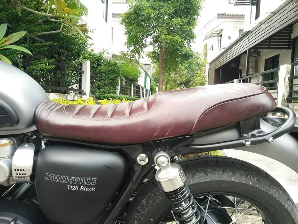 KB-TWSUS - Triumph Bonneville Water-Cooled Scrambler Union Jack Seat