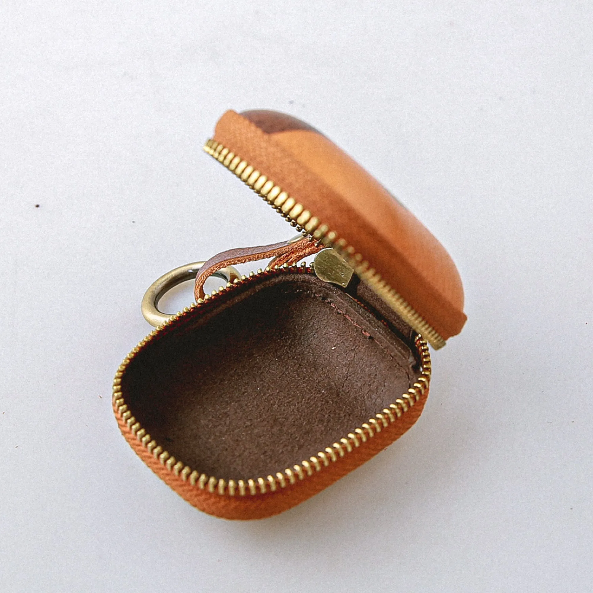 LAUREN AirPods Leather Case Ver2