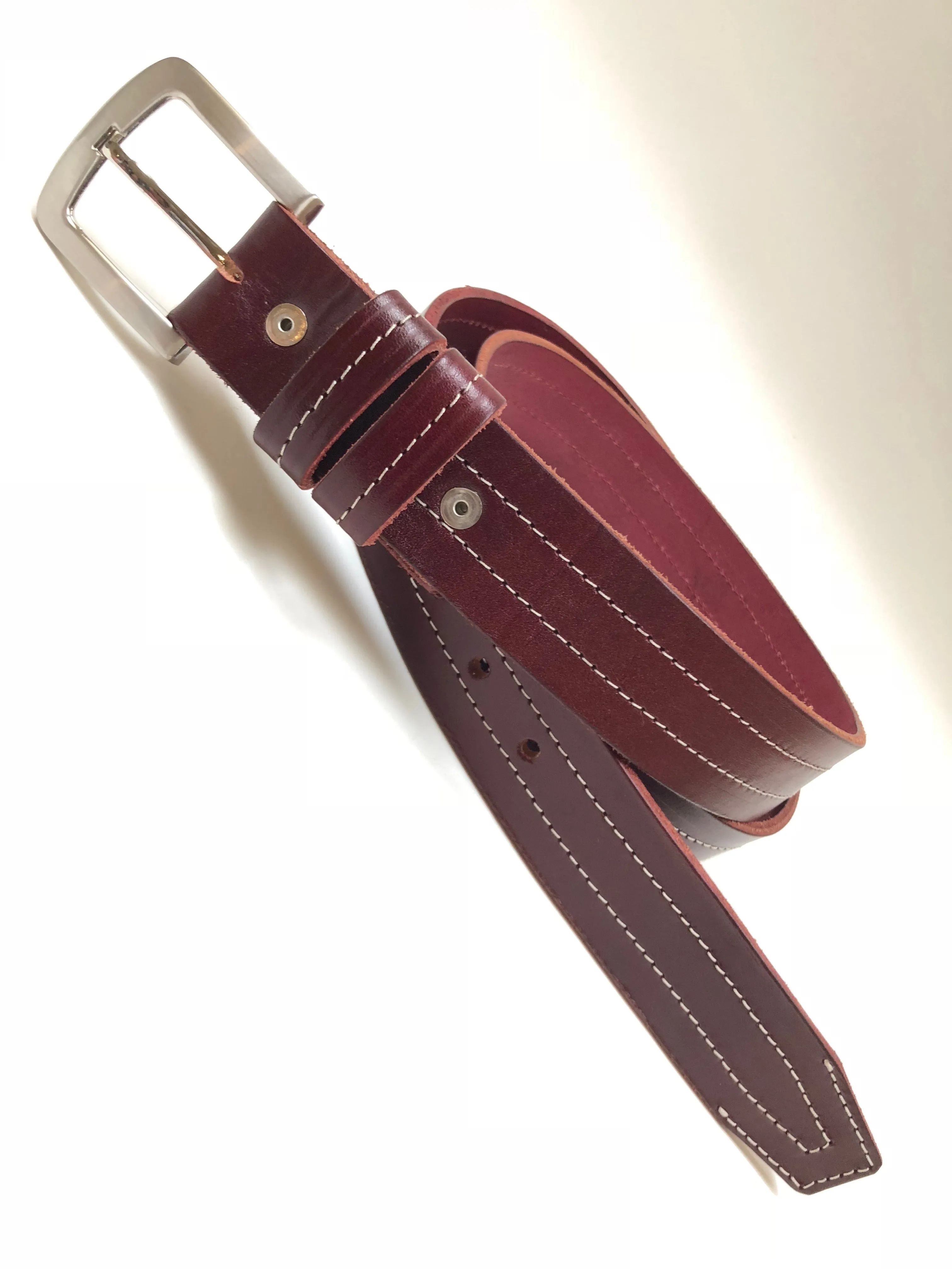 Men's Burgundy Leather Belt with Silver Tone Buckle 44A3