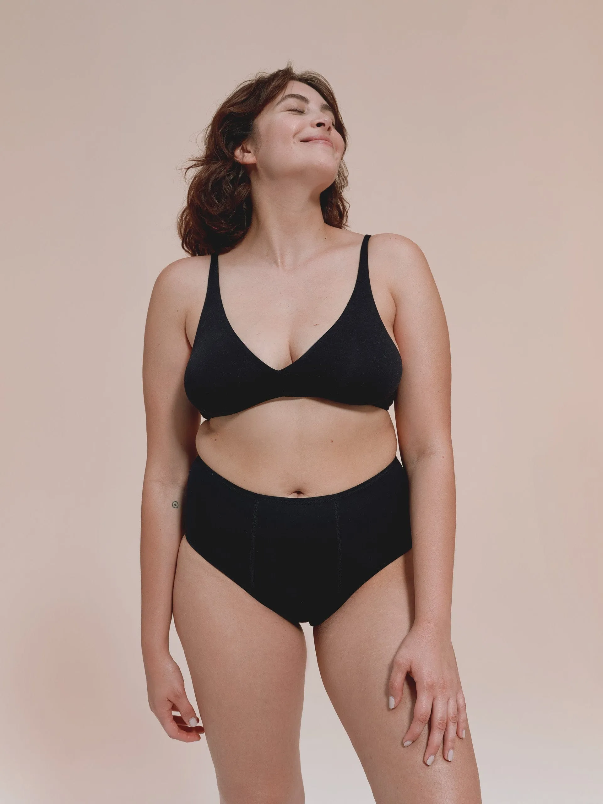 Noční model - Recyklovaný nylon - Černá