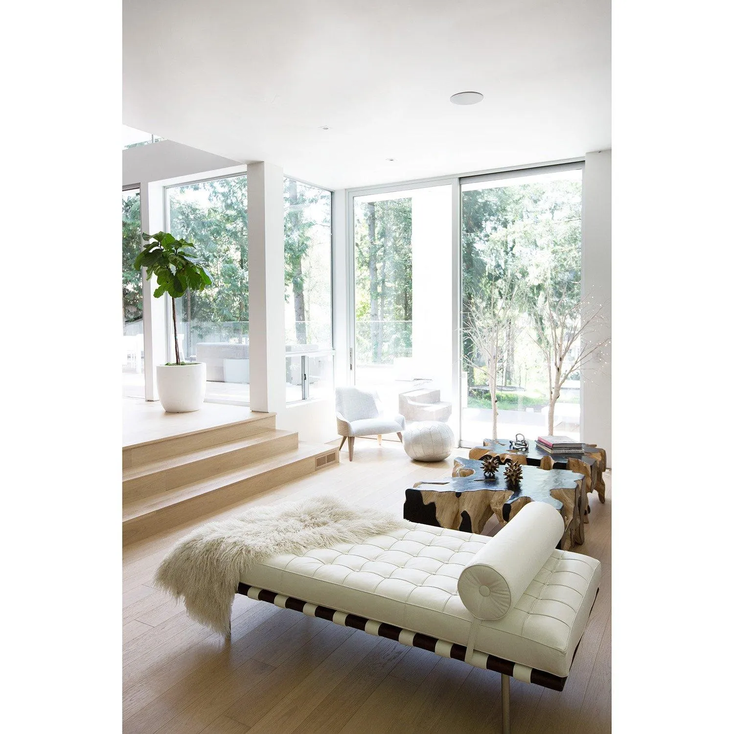 Pabellon Day Bed