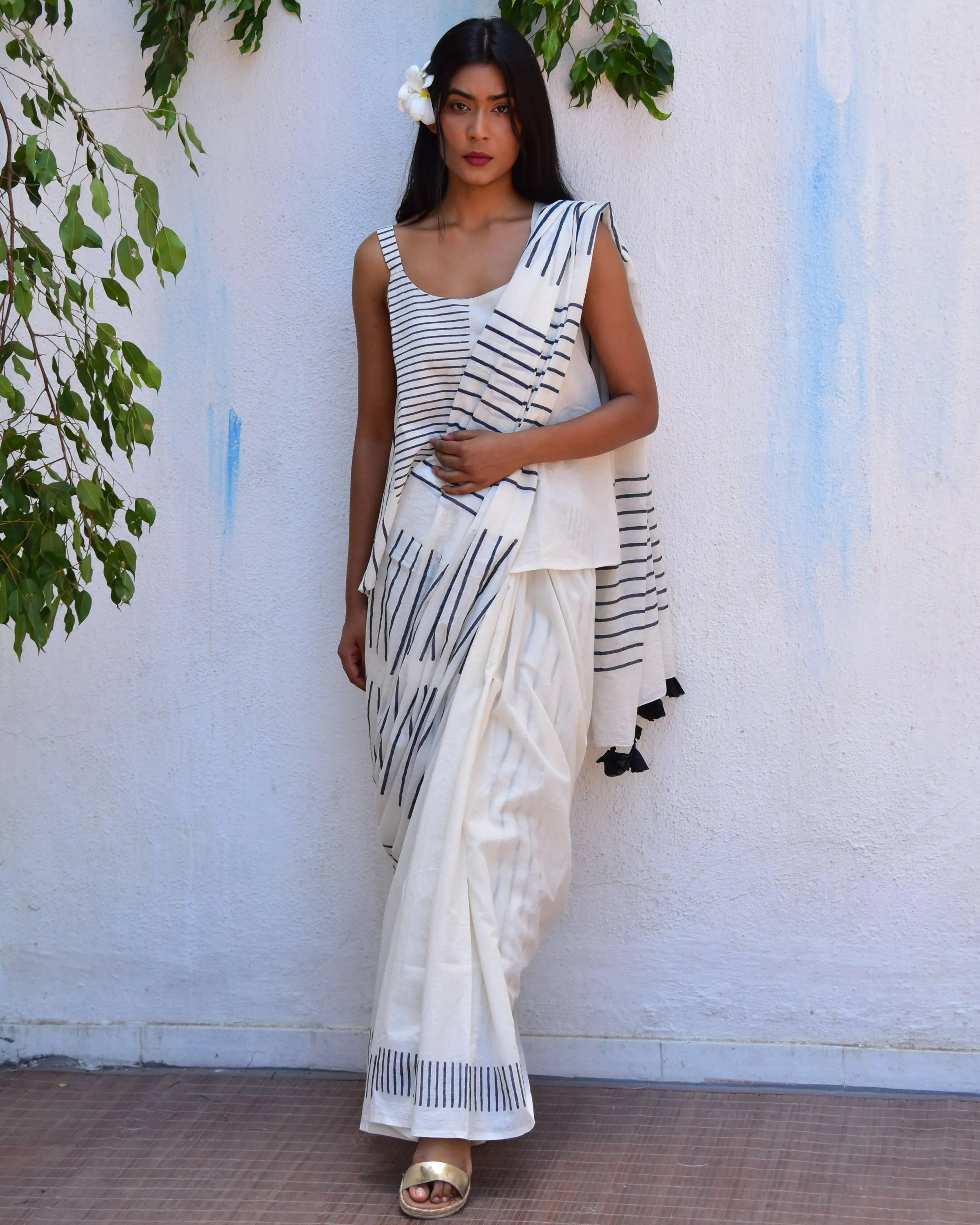Pearl Essence Handblockprinted Mulmul Cotton Saree - Vnmn