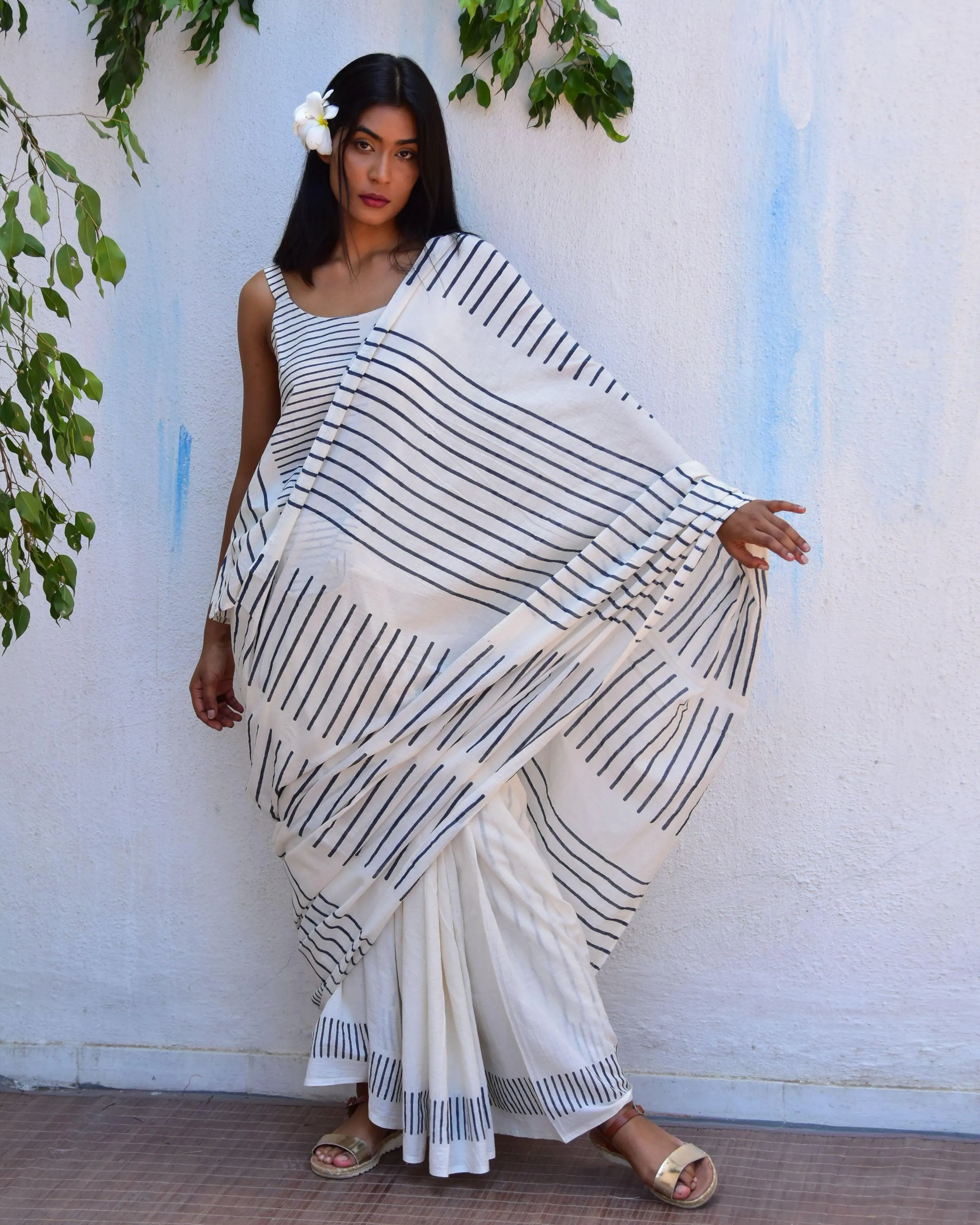 Pearl Essence Handblockprinted Mulmul Cotton Saree - Vnmn