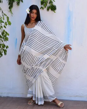 Pearl Essence Handblockprinted Mulmul Cotton Saree - Vnmn