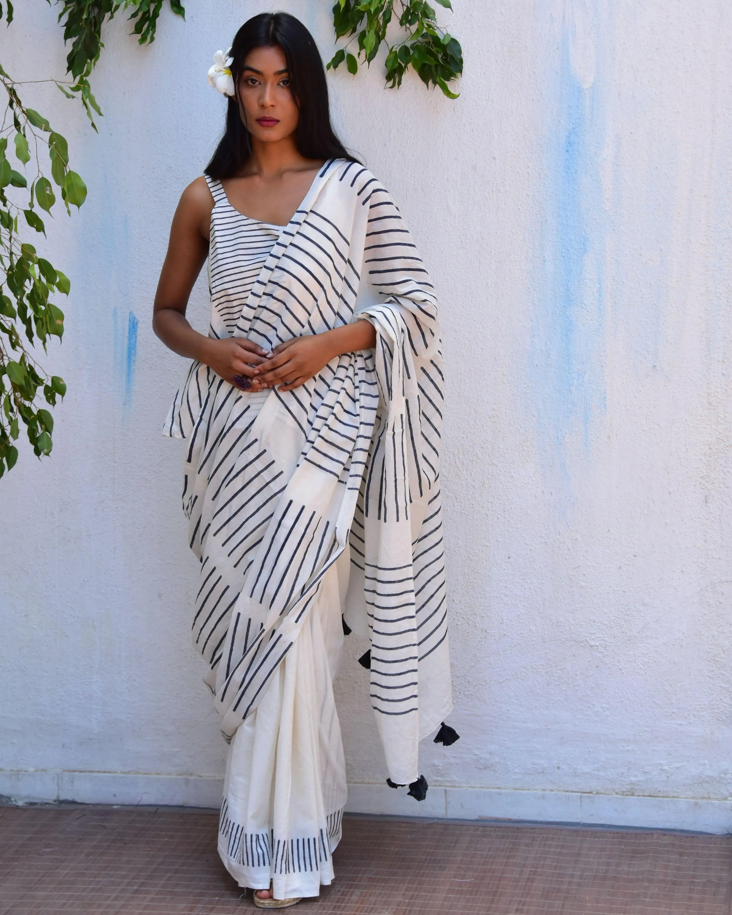 Pearl Essence Handblockprinted Mulmul Cotton Saree - Vnmn