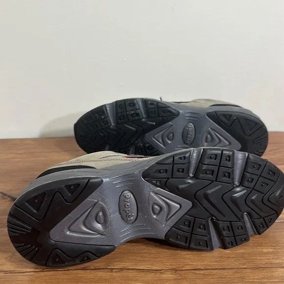 Propét Men's Stability Walker Sneaker size 13 New
