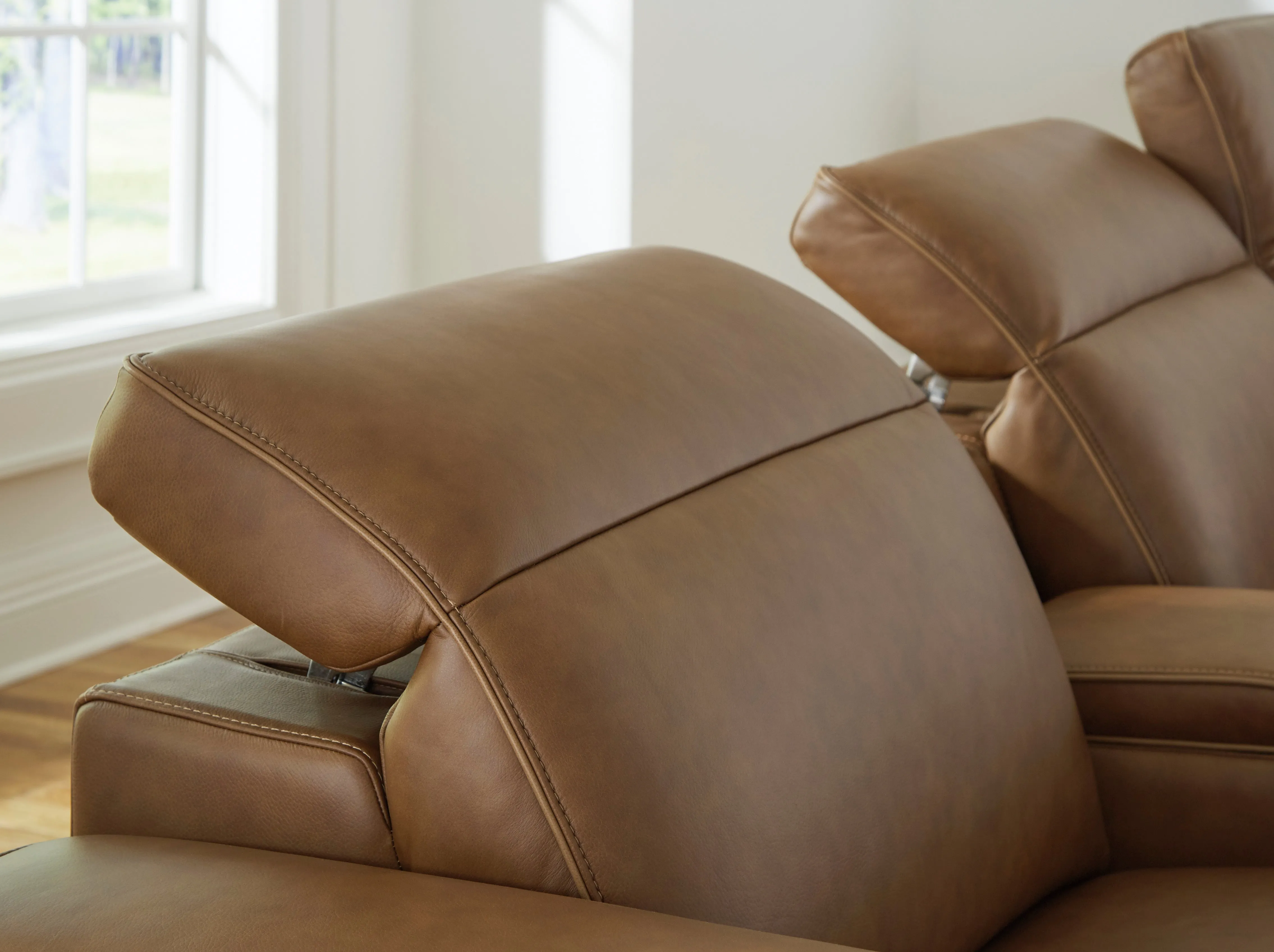 Rylee Leather RAF Recliner